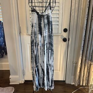 Raviya Monochrome Tie-Dye Maxi Dress